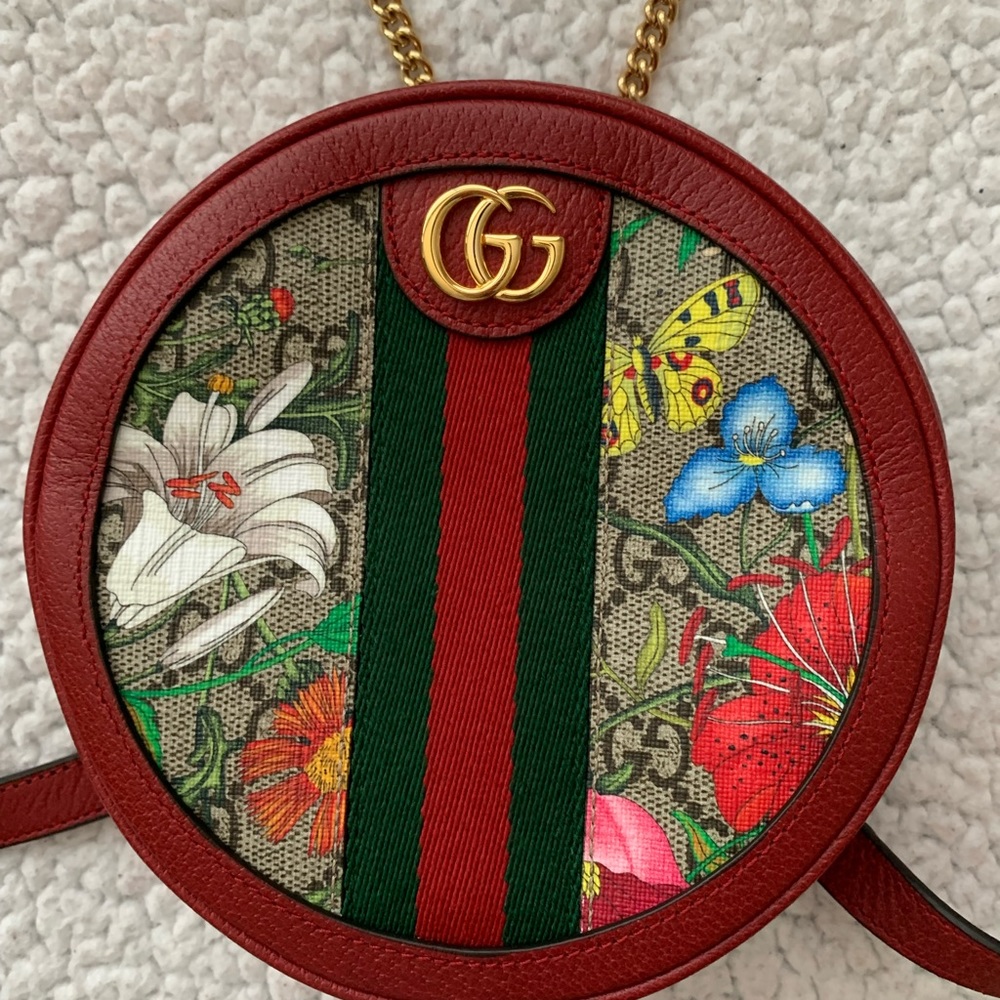 ❗️Authentic❗️ Gucci GG Supreme Monogram Flora mini backpack